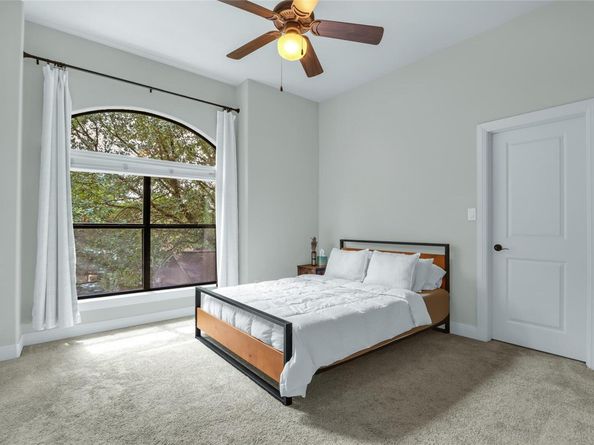 2312 Thornton RD B, Austin TX 78704