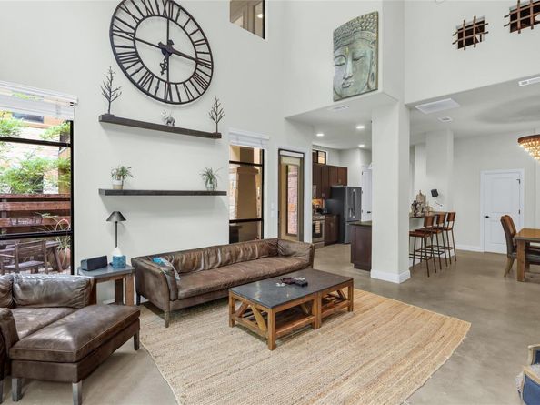2312 Thornton RD B, Austin TX 78704
