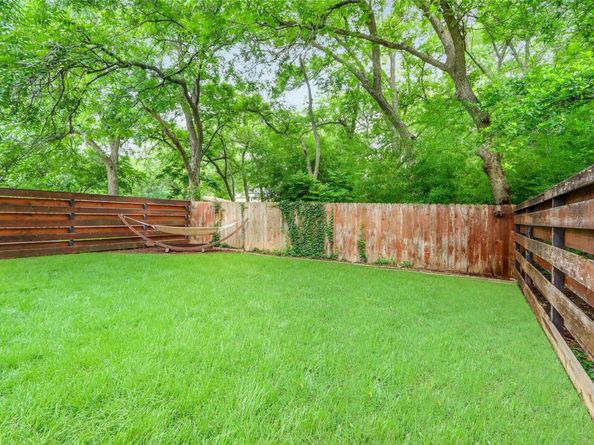 2312 Thornton RD B, Austin TX 78704