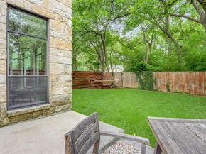 2312 Thornton RD B, Austin TX 78704