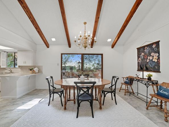 6321 Lakewood DR, Austin TX 78731