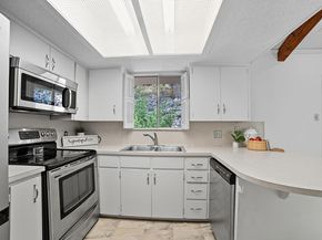 6321 Lakewood DR, Austin TX 78731