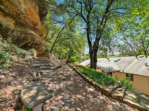 6321 Lakewood DR, Austin TX 78731