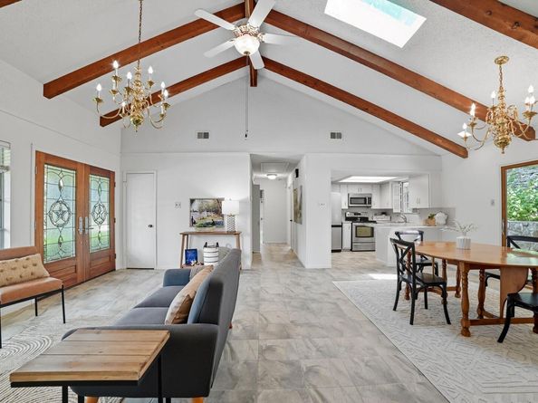 6321 Lakewood DR, Austin TX 78731