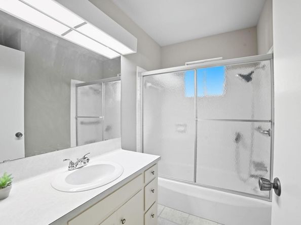 6321 Lakewood DR, Austin TX 78731