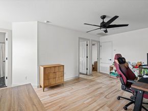 120 Hillhouse LN, Manchaca TX 78652