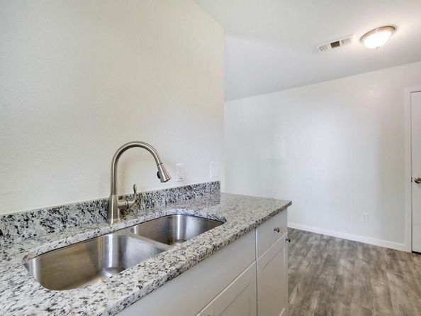 4307 S 1st ST 103, Austin TX 78745