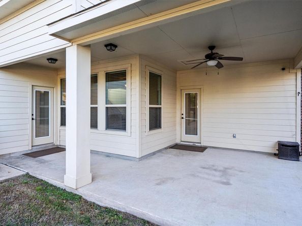 422 Village Commons BLVD, Georgetown TX 78633