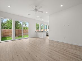 2000 Riverside Farms RD 14101, Austin TX 78741