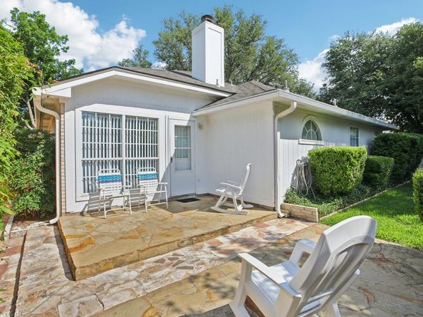 3933 Kristencreek LN, Round Rock TX 78681