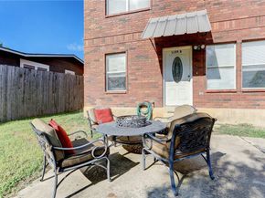 1104 Canyon Edge DR A & B, Austin TX 78733