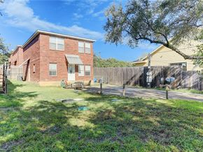 1104 Canyon Edge DR A & B, Austin TX 78733
