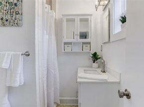 1104 Canyon Edge DR A & B, Austin TX 78733