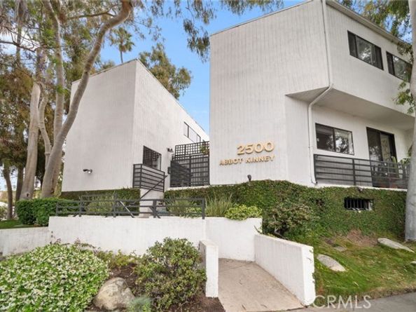 2500 Abbot Kinney Boulevard 5, Venice (los Angeles) CA 90291