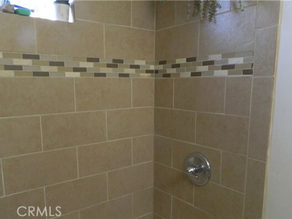 13039 Kelowna Street, Pacoima (los Angeles) CA 91331