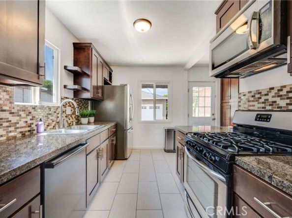6901 Bertrand Avenue, Reseda (los Angeles) CA 91335