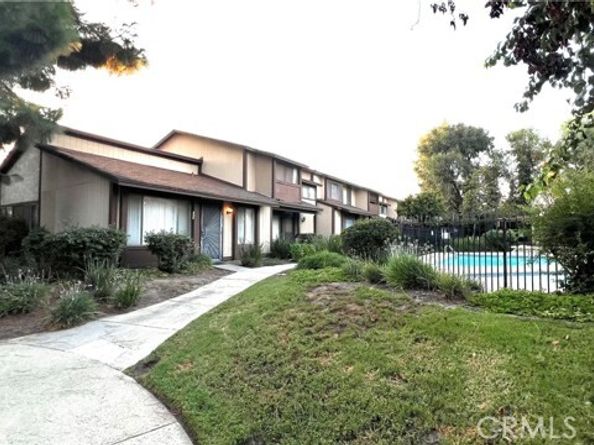 8728 1/2 Willis Avenue 45, Panorama City (los Angeles) CA 91402