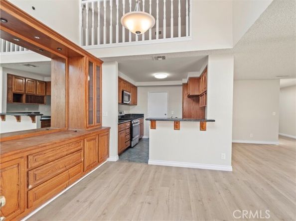 11384 Dronfield 36, Pacoima (los Angeles) CA 91331