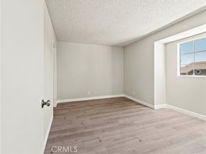 11384 Dronfield 36, Pacoima (los Angeles) CA 91331