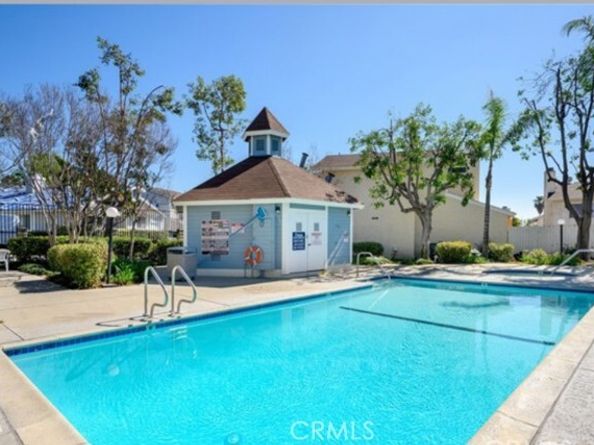 11384 Dronfield 36, Pacoima (los Angeles) CA 91331