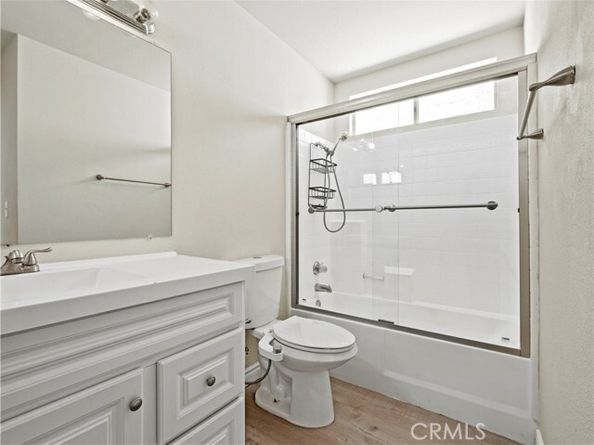 11384 Dronfield 36, Pacoima (los Angeles) CA 91331