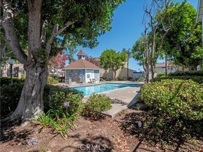 11384 Dronfield 36, Pacoima (los Angeles) CA 91331