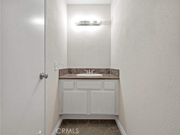 11384 Dronfield 36, Pacoima (los Angeles) CA 91331