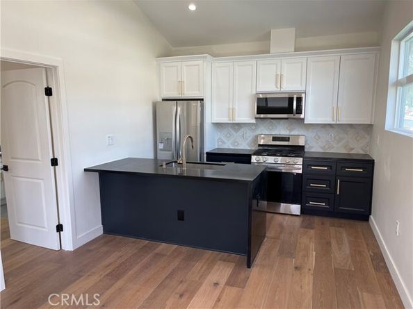 23664 Community Street, West Hills (los Angeles) CA 91304