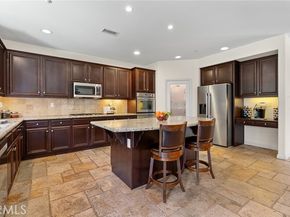 9849 Dreams Avenue, North Hills (los Angeles) CA 91345
