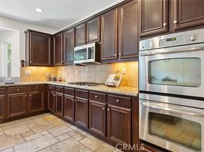 9849 Dreams Avenue, North Hills (los Angeles) CA 91345