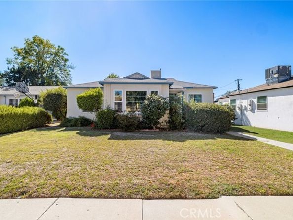 17650 Welby Way, Los Angeles CA 91406