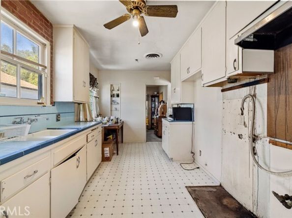 17650 Welby Way, Los Angeles CA 91406