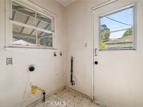 17650 Welby Way, Los Angeles CA 91406