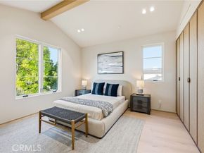 16782 Otsego, Encino (los Angeles) CA 91436