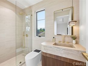 16782 Otsego, Encino (los Angeles) CA 91436