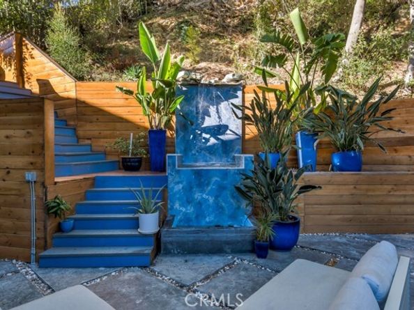 4267 Canoga Avenue, Woodland Hills (los Angeles) CA 91364