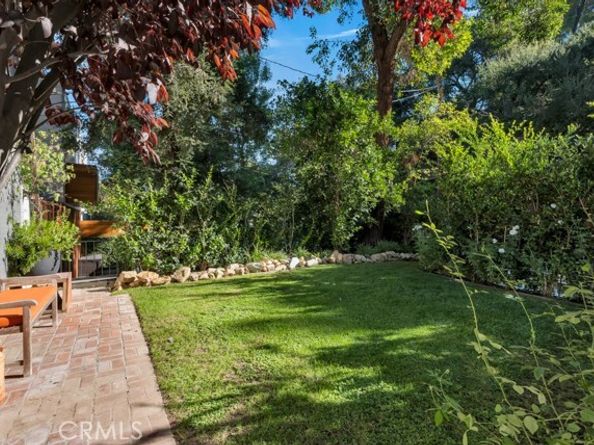 4267 Canoga Avenue, Woodland Hills (los Angeles) CA 91364