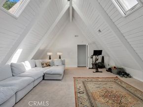 4267 Canoga Avenue, Woodland Hills (los Angeles) CA 91364