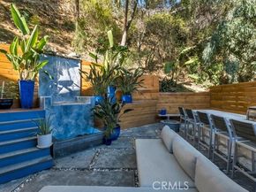 4267 Canoga Avenue, Woodland Hills (los Angeles) CA 91364