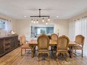 4267 Canoga Avenue, Woodland Hills (los Angeles) CA 91364