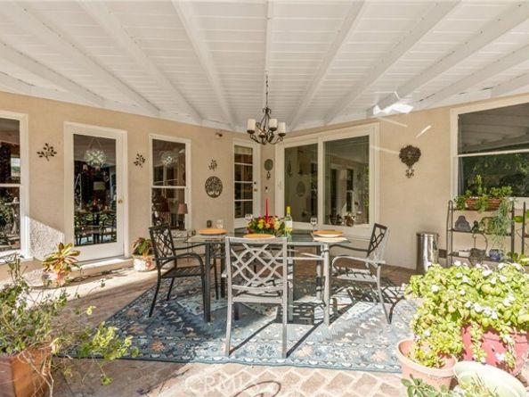 16458 Calahan, North Hills (los Angeles) CA 91343