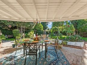 16458 Calahan, North Hills (los Angeles) CA 91343