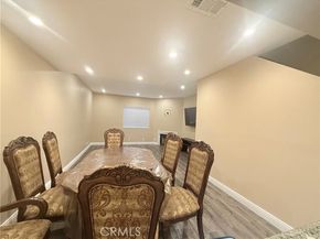 14256 Victory Boulevard 3, Van Nuys (los Angeles) CA 91401