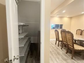 14256 Victory Boulevard 3, Van Nuys (los Angeles) CA 91401