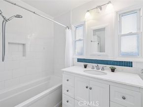 10536 Andasol Avenue, Granada Hills (los Angeles) CA 91344