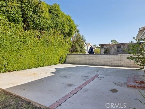 10536 Andasol Avenue, Granada Hills (los Angeles) CA 91344