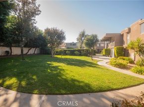 18110 Killion Street 2, Tarzana (los Angeles) CA 91356