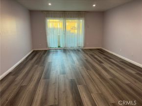 5412 Lindley 110, Encino (los Angeles) CA 91316