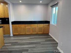 5412 Lindley 110, Encino (los Angeles) CA 91316