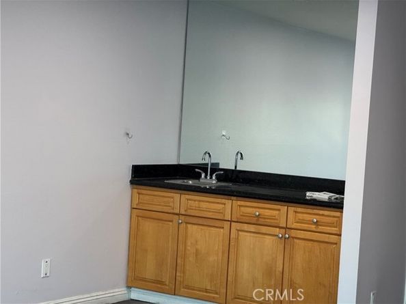 5412 Lindley 110, Encino (los Angeles) CA 91316